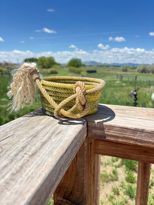 Green Lariat Basket - G001